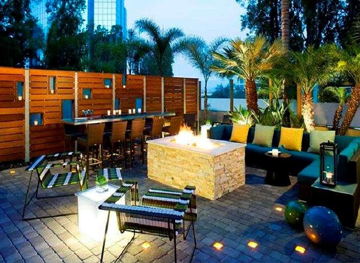 Embassy Suites By Hilton San Diego La Jolla Restaurant photo
